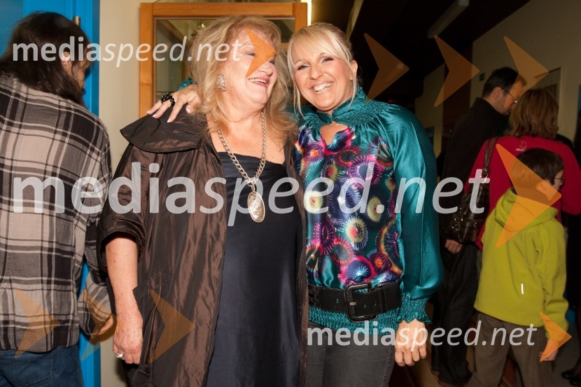 Elda Viler, pevka in Alenka Godec, pevkaŠe vedno sanjam poplave, dobrodelni koncert