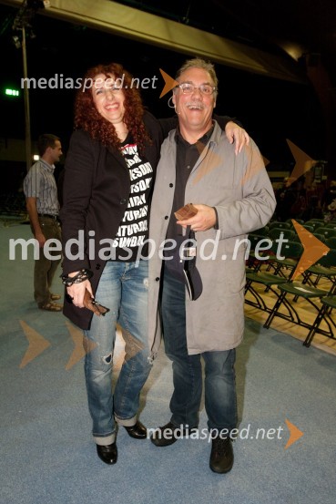 Vita Mavrič, šansonjerka in Boris Kobal, igralecŠe vedno sanjam poplave, dobrodelni koncert