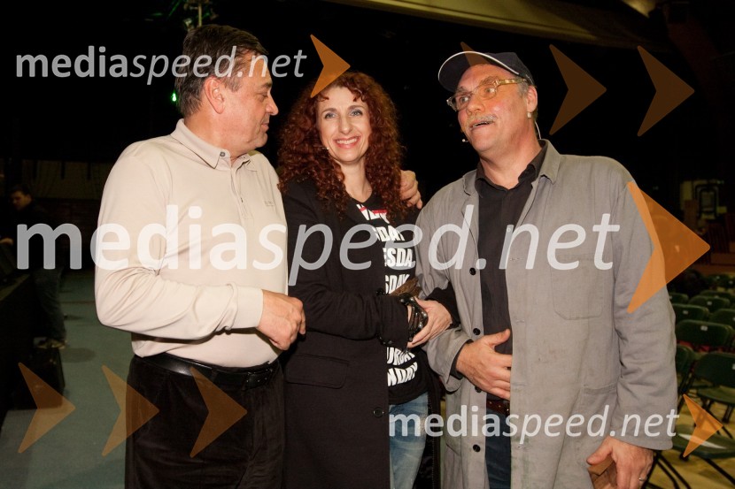 Zoran Janković, župan Mestne občine Ljubljana, Vita Mavrič, šansonjerka in Boris Kobal, igralecŠe vedno sanjam poplave, dobrodelni koncert