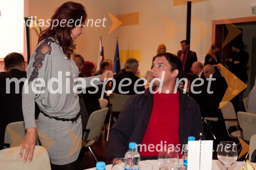 Alenka Bikar, nekdanja atletinja in Primož Kozmus, metalec kladivaAtlet leta 2010