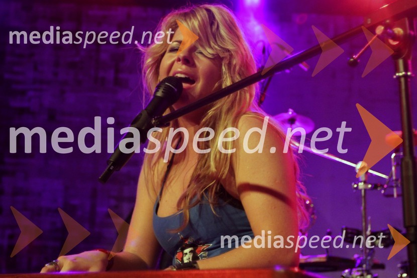 Neža Buh - Neisha, glasbenicaPromocijski koncert Neisha