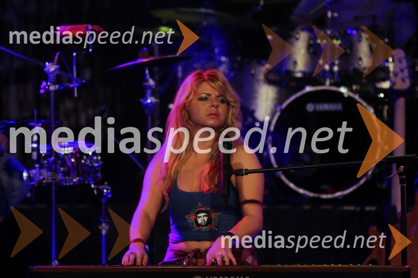 Neža Buh - Neisha, glasbenicaPromocijski koncert Neisha