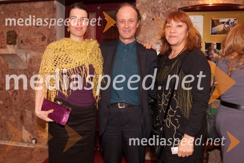 Renske Svetlin, soprog Peter Tomaž Dobrila, vodja direktorata za umetnost na Ministrstvu za kulturo RS in Damjana Černe, igralkaJakob Ruda, premiera