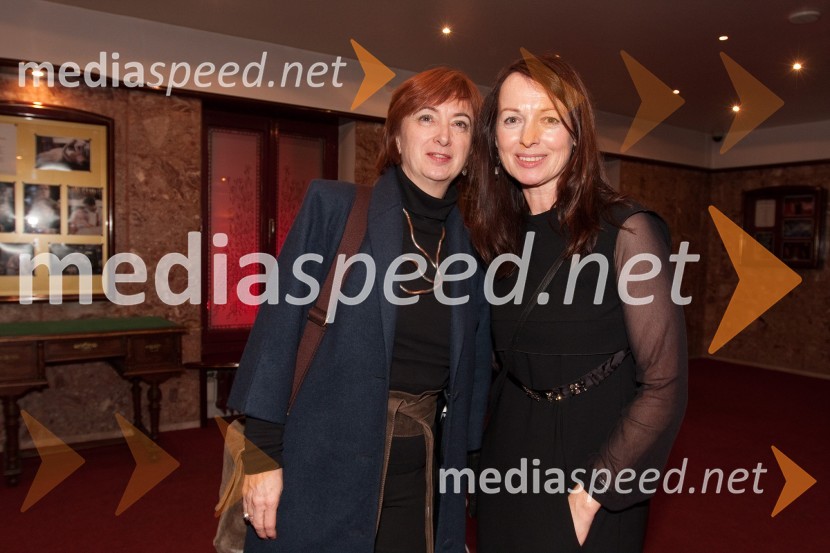 Maja Cerar, lektorica in Bernarda Oman, igralkaJakob Ruda, premiera