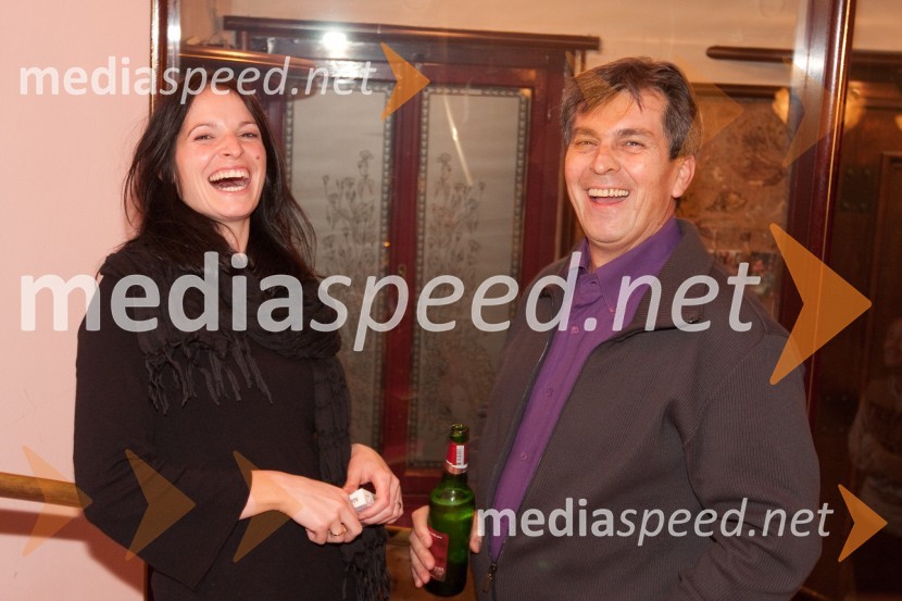 Ana Dolinar Horvat, igralka in Janez Dolinar, voditeljJakob Ruda, premiera