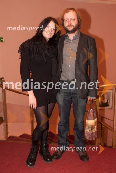 Ana Dolinar Horvat, igralka in soprog Sebastijan Horvat, režiserJakob Ruda, premiera