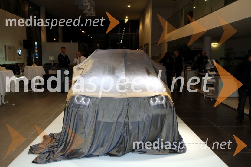 Predstavitev novega BMW X3Salon Selmar predstavil novi BMW X3
