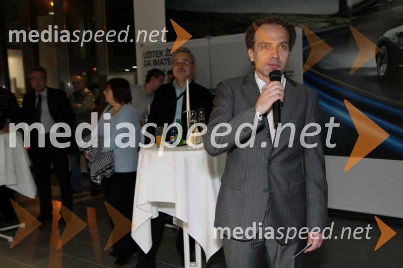 Dejan Boštjančič, BMW Selmar d.o.o. 	Salon Selmar predstavil novi BMW X3