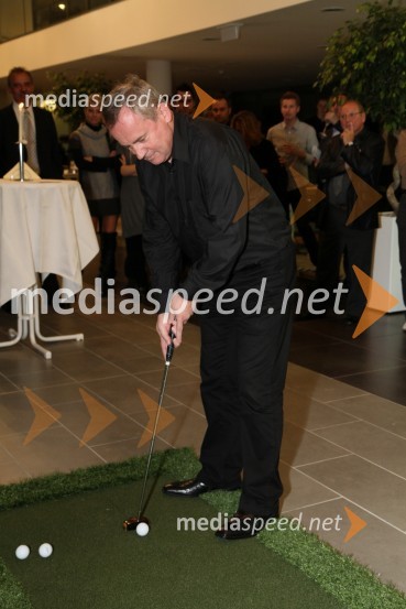 Boris Vugrinec, fotoreporter časnika VečerSalon Selmar predstavil novi BMW X3