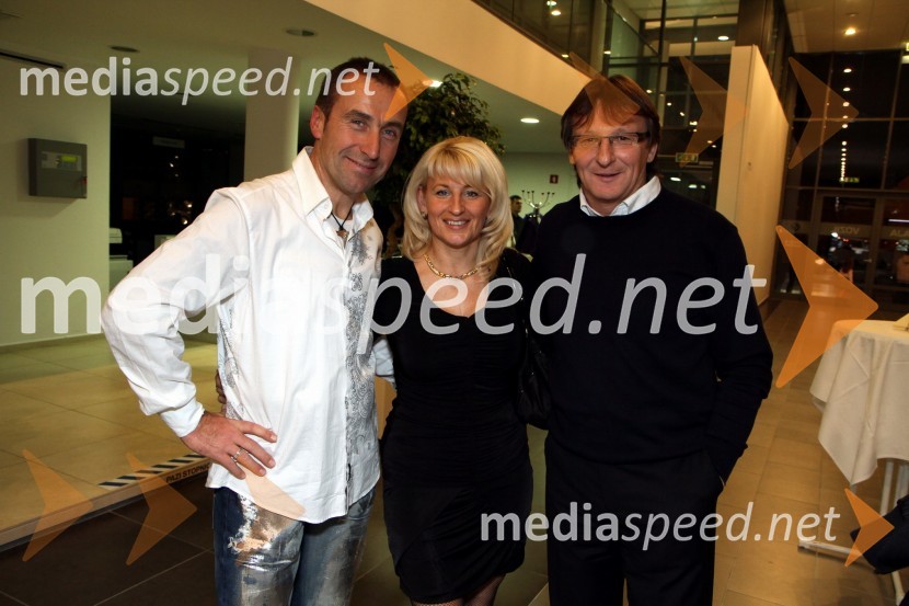 Martin Gorjanc ter Zdenka in Kalist KrajncSalon Selmar predstavil novi BMW X3