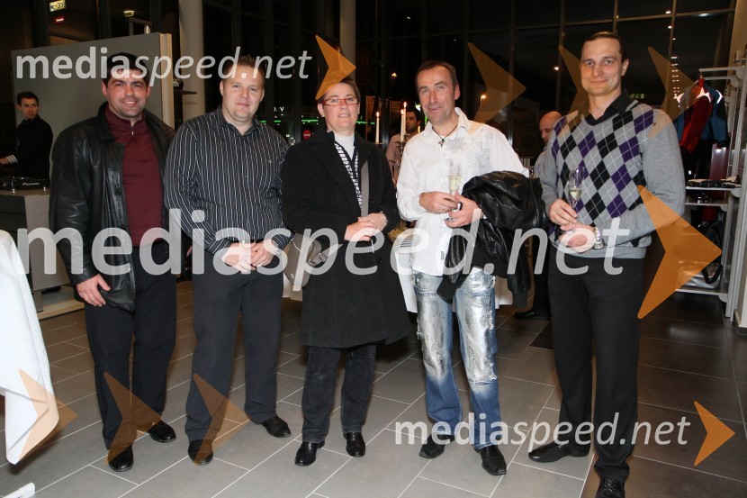 Matjaž Jazbec, Dani Keuc, Sabina Markoli, Martin Gorjanc in Iztok ŠtausSalon Selmar predstavil novi BMW X3