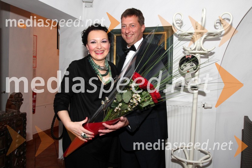 Nina Župevec, lastnica gostilne Katrca in Bojan Župevec, lastnik gostilne Katrca1.obletnica gostilne Katrca