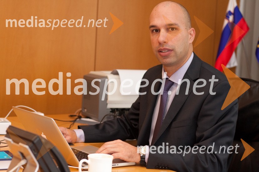 Rok Praprotnik, namestnik predsednika Komisije za preprečevanje korupcijeRok Praprotnik, namestnik predsednika Komisije za preprečevanje korupcije