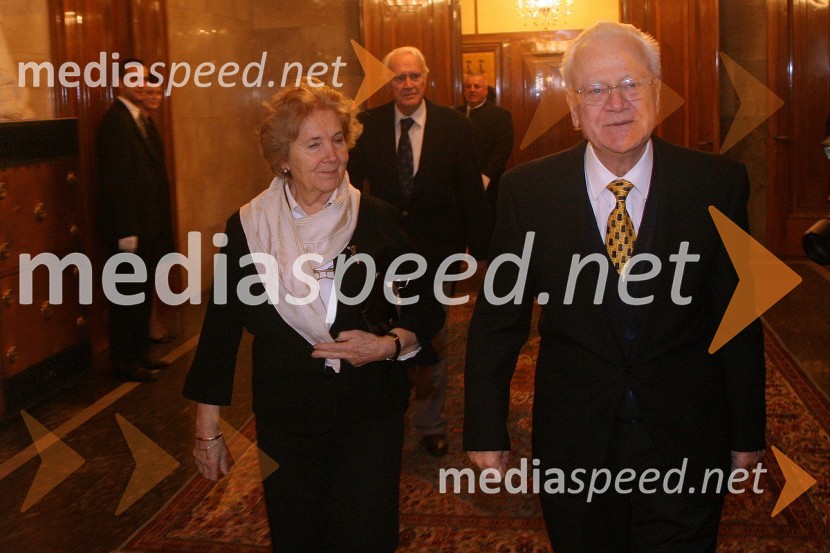 Slavko Avsenik, legenda slovenske narodno-zabavne glasbe in soproga BrigitaSlavko Avsenik dopolnil 81 let