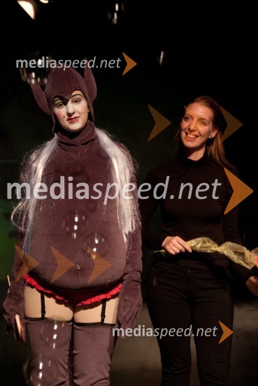 Mira Petek, igralka in 	Aleksandra Šepec, kostumografinjaCoprnica Zofka, premiera