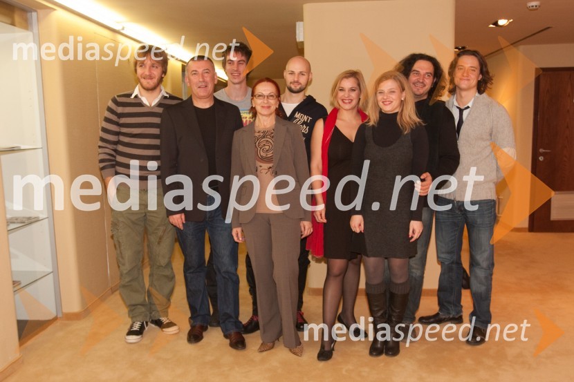 Nastopajoči in Ivica Buljan, režiserMačka na vroči pločevinasti strehi, premiera v MGL