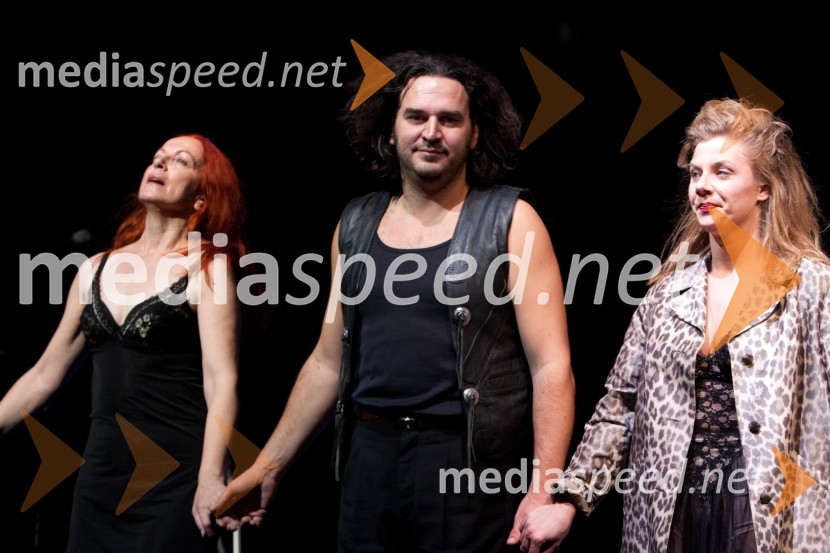 Jožica Avbelj, Gašper Tič in Jana Zupančič, igralciMačka na vroči pločevinasti strehi, premiera v MGL