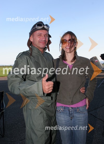 Miha... in PR-ovka Rašice Katja BurgerSeverina - backstage fotografiranja za katalog nove Rašicine blagovne znamke Fabula