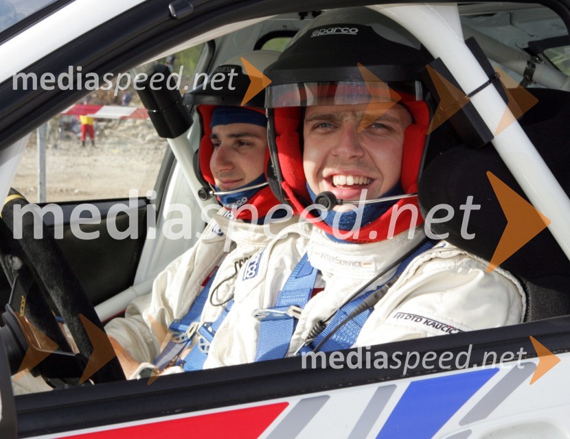 Posadka Tomaž Kaučič in Peter ZorenčRally Hella saturnus Škoda