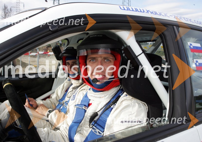 Posadka Tomaž Kaučič in Peter ZorenčRally Hella saturnus Škoda
