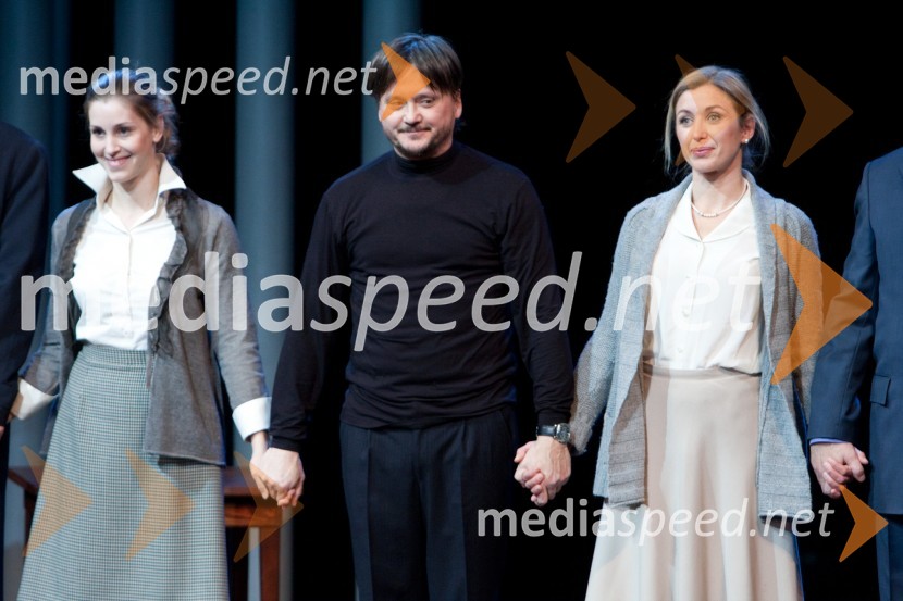 Nina Rakovec, igralka, Branko Šturbej, igralec in Helena Peršuh, igralkaSovražnik ljudstva, premiera v SNG Nova Gorica