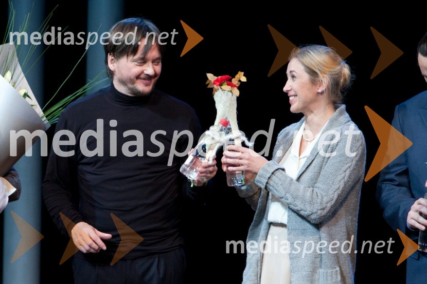 Branko Šturbej, igralec in Helena Peršuh, igralkaSovražnik ljudstva, premiera v SNG Nova Gorica