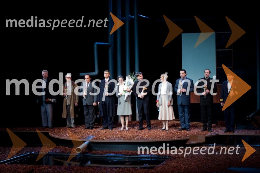 priklonSovražnik ljudstva, premiera v SNG Nova Gorica