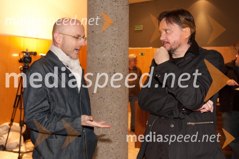 ... in Branko Šturbej, igralecSovražnik ljudstva, premiera v SNG Nova Gorica