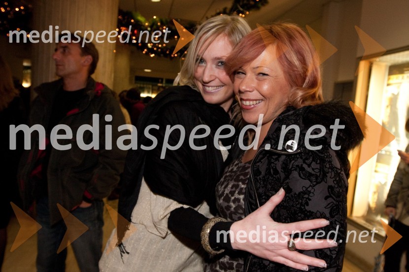 Urška Čož, Cinemania group d.o.o. in Majda Vrhovnik, PR trgovine New Yorker in direktorica M.V. d.o.o.Podelitev Zlate role ustvarjalcem filma Gremo mi po svoje