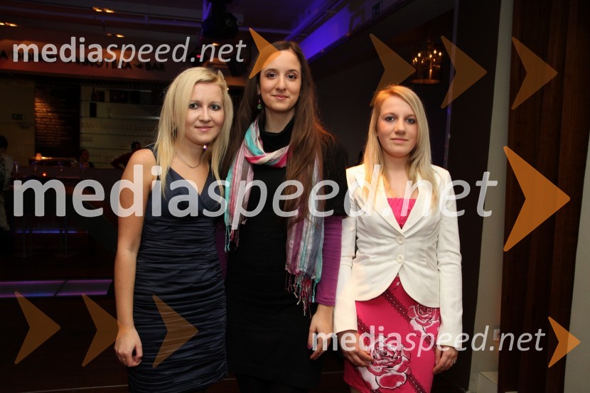 Urška Burnač, Sara Nikolić in Špela Burnač
Dobrodelna dražba Rotaract cluba Maribor