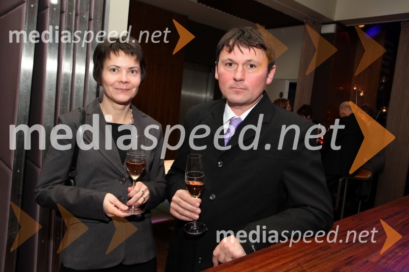 Jasmina Breznik, v.d. direktorice VDC Polž Maribor in Luka Breznik
Dobrodelna dražba Rotaract cluba Maribor