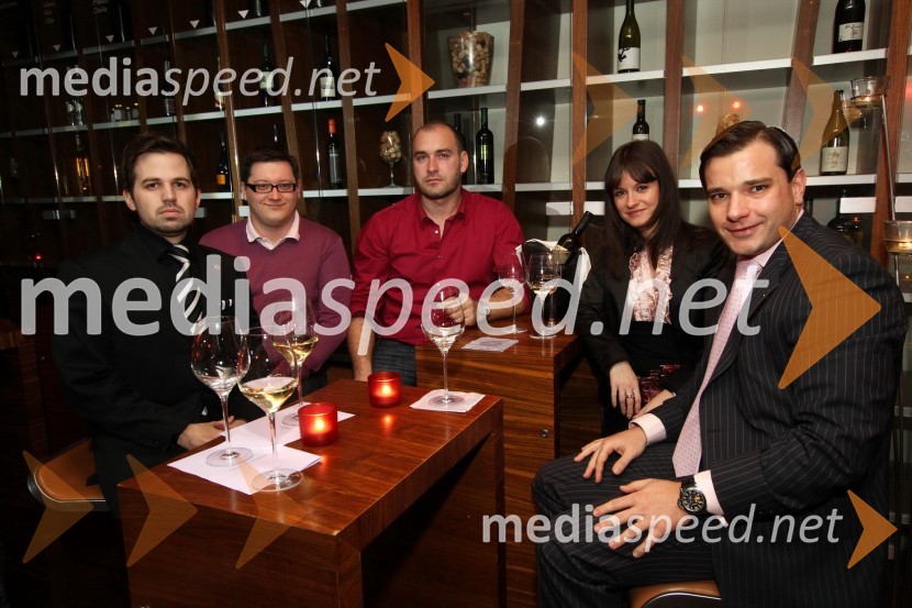 Simon Tantegel, Tadej Ekart, Primož Hedl, Lidija Novak, ŠOUM in Zdenko Škraban, Vitoma PRDobrodelna dražba Rotaract cluba Maribor