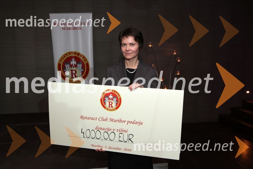 Jasmina Breznik, v.d. direktorice VDC Polž MariborDobrodelna dražba Rotaract cluba Maribor