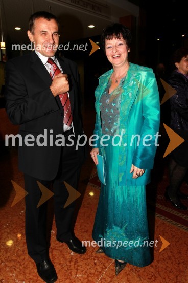 Branko Kurbus, predsednik uprave Arcont d.d. in 	Irena Polak Fištravec, povezovalka dogodkaDobrodelni Miklavžev koncert Big benda Glasbene šole Gornja Radgona z Otom Pestnerjem