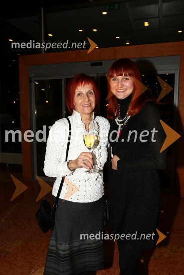 Mira Pižmoht ter hči Franja Pižmoht, novinarkaDobrodelni Miklavžev koncert Big benda Glasbene šole Gornja Radgona z Otom Pestnerjem