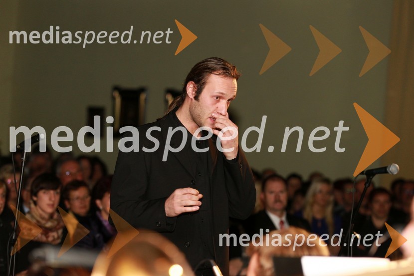 Jernej Senegačnik, dirigent in trobentačDobrodelni Miklavžev koncert Big benda Glasbene šole Gornja Radgona z Otom Pestnerjem