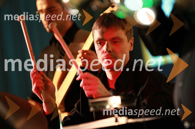 Dmytro Averyanov, tolkalist in učitelj na Glasbeni šoli Gornja RadgonaDobrodelni Miklavžev koncert Big benda Glasbene šole Gornja Radgona z Otom Pestnerjem