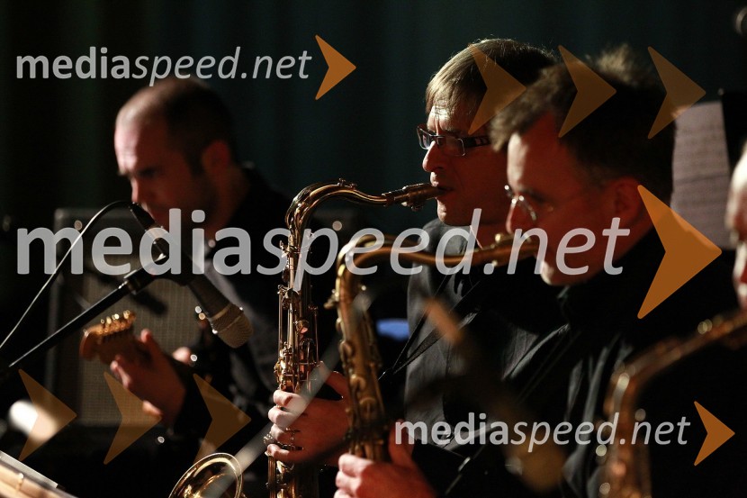 Sekcija saksofonistov Big BandaDobrodelni Miklavžev koncert Big benda Glasbene šole Gornja Radgona z Otom Pestnerjem