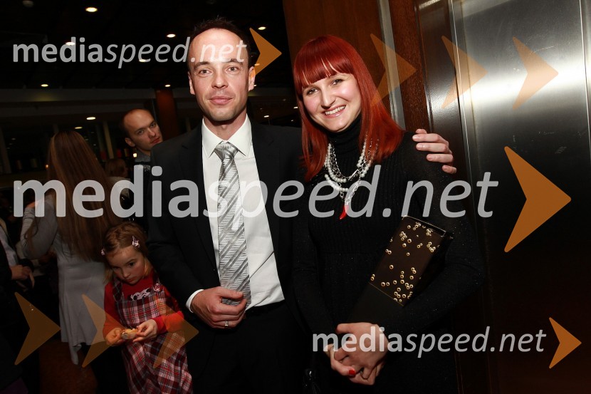 Tomaž Polak, ravnatelj Glasbene šole Gornja Radgona in Franja Pižmoht, novinarkaDobrodelni Miklavžev koncert Big benda Glasbene šole Gornja Radgona z Otom Pestnerjem