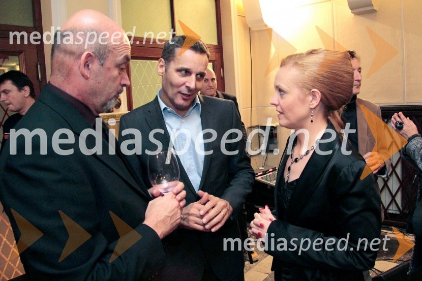 Dr. Borut Smrekar, pomočnik upravnice SLG Celje, Danilo Rošker, direktor SNG Maribor in mag. Tina Kosi, upravnica SLG Celje60 let Slovenskega ljudskega gledališča Celje