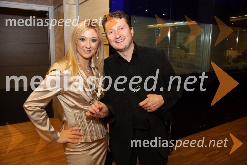 Kaly Kolonič, odnosi z javnostjo in Danilo Steyer, vinogradništvo SteyerSvečana prednovoletna zabava Agencije Ekskluzivno ter predstavitev koledarja Ledenovroče 2011