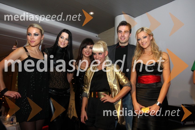 Katarina Jurkovič, manekenka, Iris Mulej, Miss Slovenije 2006, Tina Gorenjak, igralka, Alya, pevka, Črt Slavec, fotograf in Neža Marolt, Lepa soseda 2005Svečana prednovoletna zabava Agencije Ekskluzivno ter predstavitev koledarja Ledenovroče 2011
