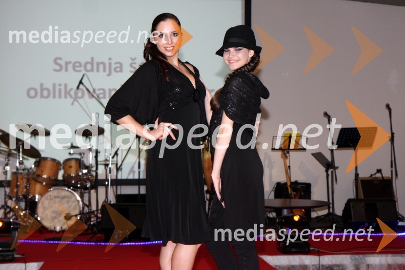 Maja Pšajd in Evelina Donko, manekenki
	Svečana prednovoletna zabava Agencije Ekskluzivno ter predstavitev koledarja Ledenovroče 2011