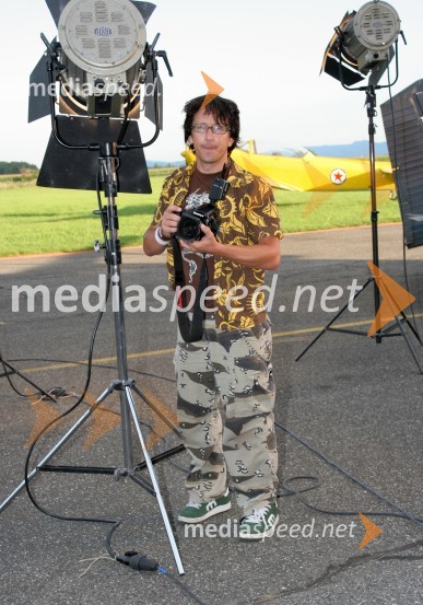 Fotograf Aljoša ReboljSeverina - backstage fotografiranja za katalog nove Rašicine blagovne znamke Fabula