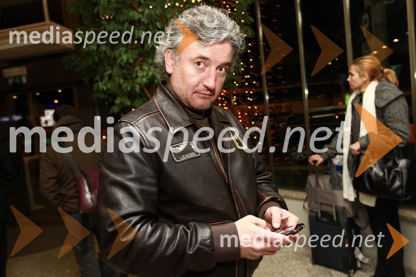 Željko Pavlica, Costnerjev varnostnik v Sloveniji in življenjski sopotnik Brigite BukovecKevin Costner pristal v Sloveniji