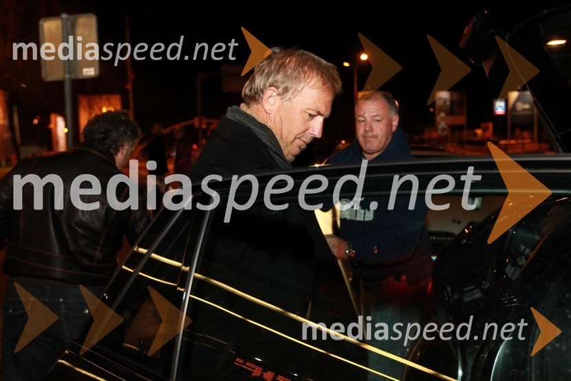 Kevin Costner, ameriški igralec in glasbenikKevin Costner pristal v Sloveniji