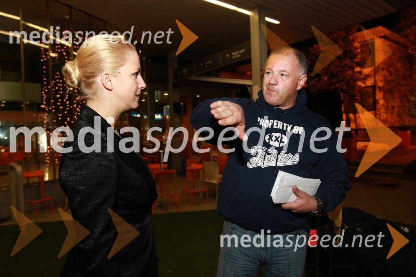 Brina Černetič, svetovalka uprave Diners Cluba Slovenije in ...Kevin Costner pristal v Sloveniji