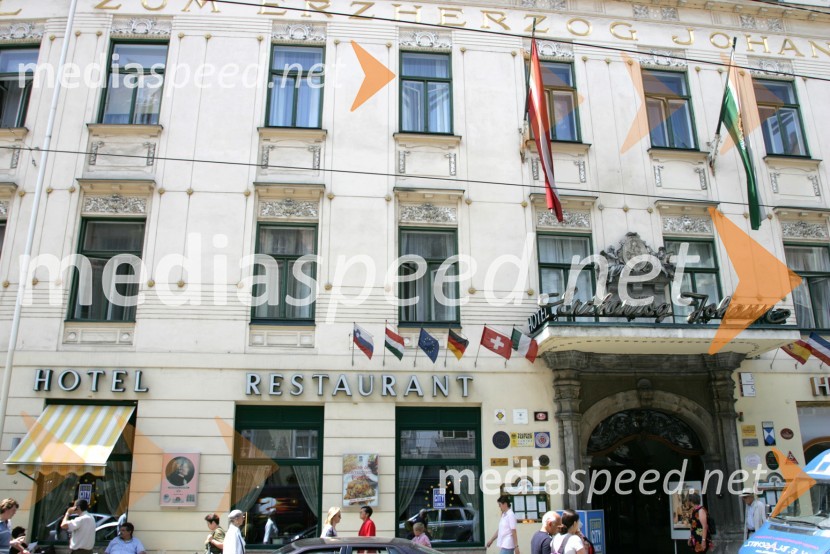 Erzherzog Johann HotelNES Sportswear, tiskovna konferenca pred otvoritvijo trgovine v Gradcu