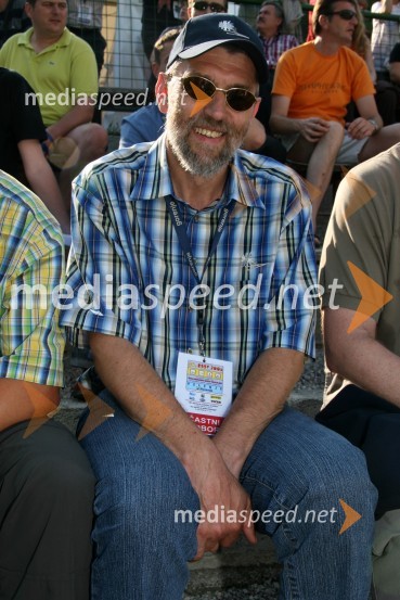 Franc Sever, član častnega odbora in predsednik SDSSmučarski skoki, tekma za Rudarsko svetilko