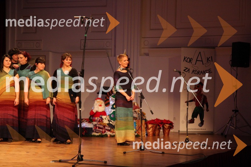 Akademski pevski zbor MariborZdruženje Koraki za korakce, dobrodelni božični koncert